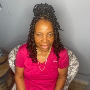 Meet your Posher, Delores